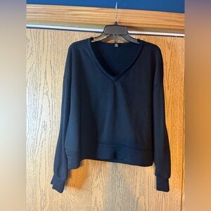 Caracilia Black V-Neck Sweater EUC